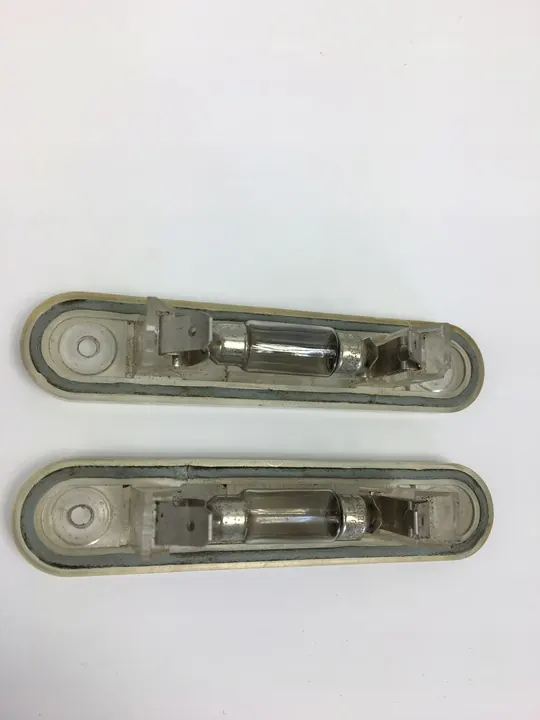 Luz de Placa Mercedes W124 1248200256 image 7