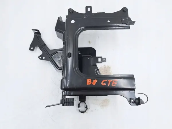 VW Passat B8 GTE Kiinnitystuki OEM 5Q0971796 image 2