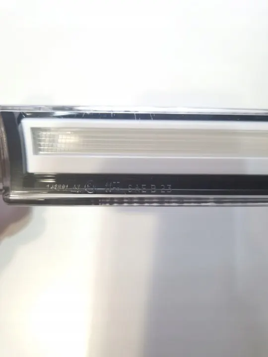 VW ID.7 LED-Tageslichtleiste Links Kühlergrill OEM 14A941653 image 9