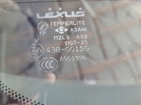 Vitre de hayon arrière Lexus OE RX II OEM image 4