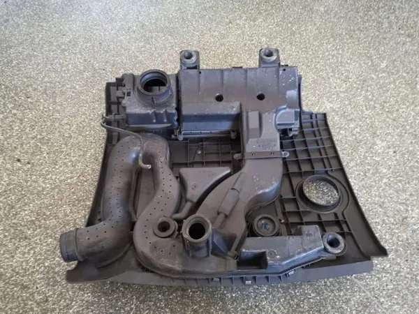 Audi OE 03C129607AB Motorafdekking - Gebruikt image 3