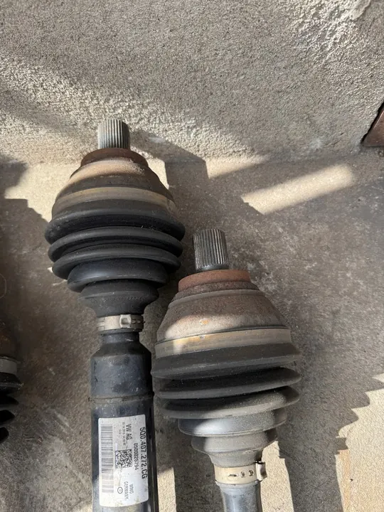 Höger Halvaxel DSG VW Skoda 5Q0407272CG image 3