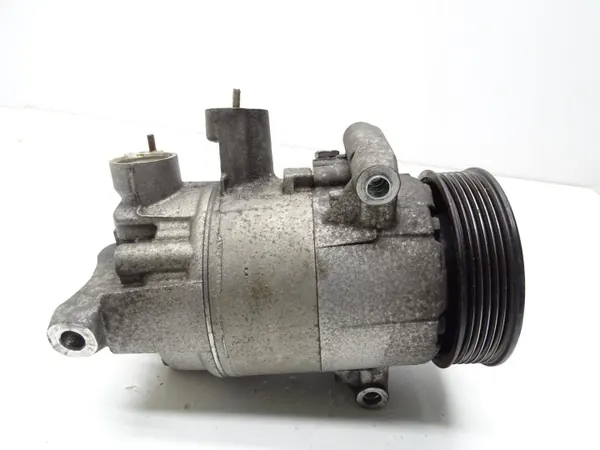 Compresseur AC OEM 5K0820803A pour VW Tiguan Passat image 5