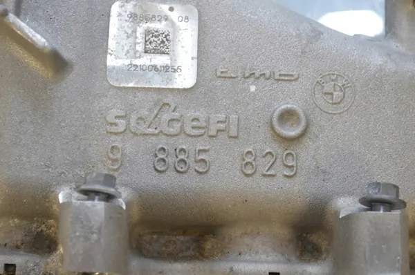 BMW Ansaugkrümmer OEM 9885829 - 2.0L Diesel image 5