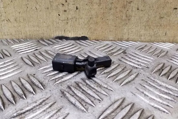 Sensor ABS traseiro VW POLO (6R, 6C) 6Q0927808B image 5