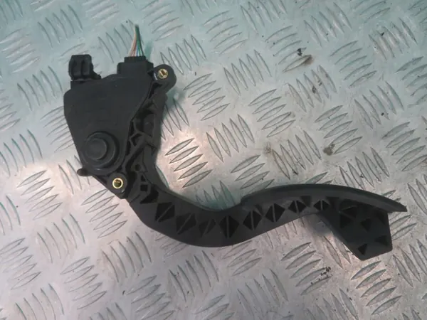 Kaasu Poljin Renault Trafic Opel Vivaro 180026451R image 4