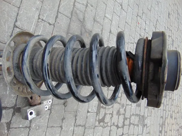 Amortizzatore McPherson Sinistro VW Caddy 3 III 2.0B image 5