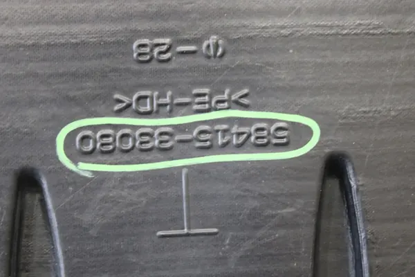 Escudo inferior OEM 57628-33140 para Lexus ES 300H image 5