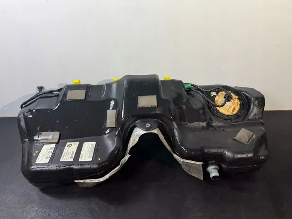 Polttoainesäiliö Jaguar XE X760 2.0D 15-18 OEM GX73-9K007 image 2