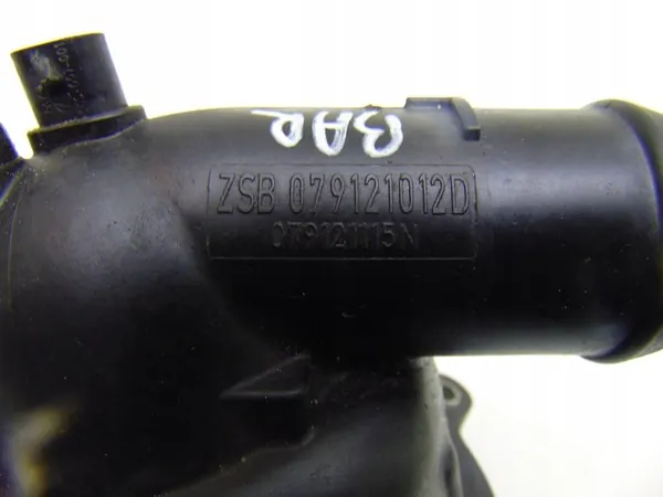 Vattenpump Hölje Audi S8 D3 5.2 FSI image 3