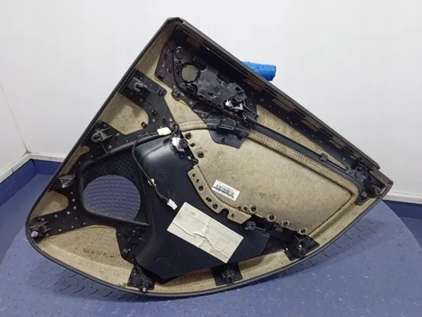 Mercedes B-Klasse W246 Deurbekleding Links Achter OEM A2467270159 image 7