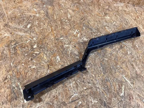 Porsche OE 99150552500 Achterbumper Trim Rechts image 4