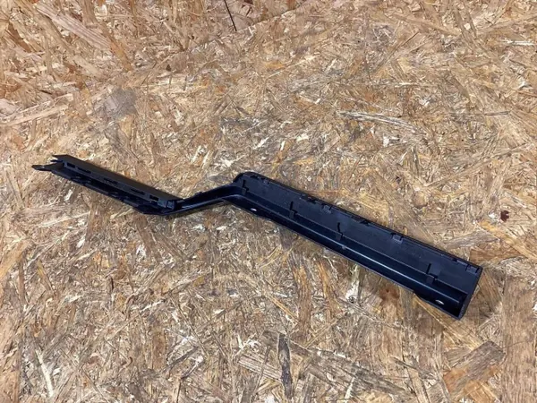 Porsche OE 99150552500 Achterbumper Trim Rechts image 6