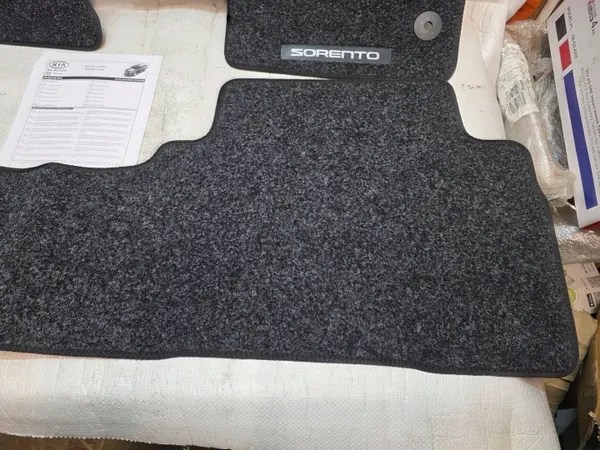 Tapis de voiture KIA Sorento OEM C5141ADE00 image 4