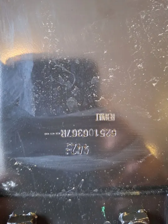 Dacia Sandero III Frontstoßstangen-Träger OEM 752423018R image 3