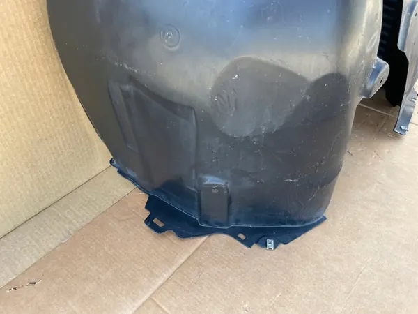 Front Left Wheel Arch Audi A3 S3 RS3 2012-2019 OEM image 3