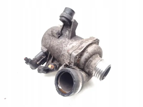 Vattenpump BMW E90 E91 E92 E93 X1 E84 7586928 image 2