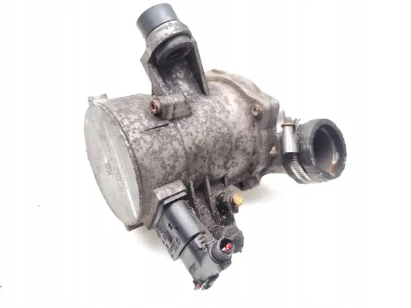 Vattenpump BMW E90 E91 E92 E93 X1 E84 7586928 image 3