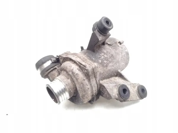 Vattenpump BMW E90 E91 E92 E93 X1 E84 7586928 image 9