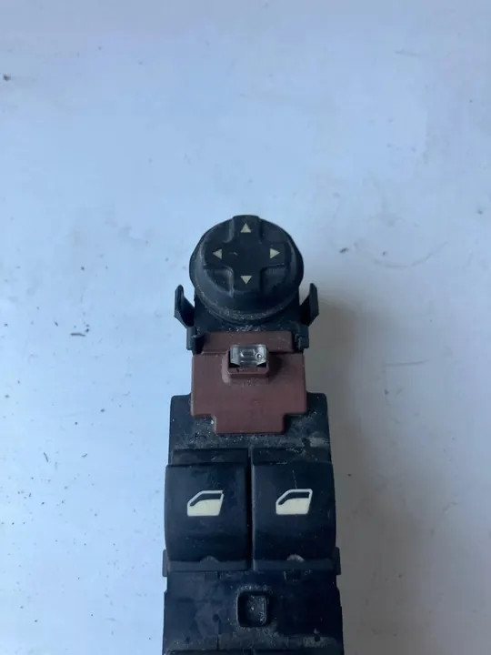 Spiegelraam schakelaar Peugeot 308 T9 96644915XT image 3