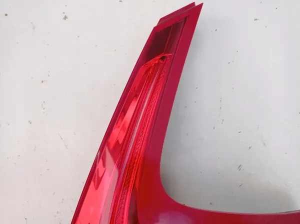 Luz trasera derecha Volvo V40 II 31395845 image 4
