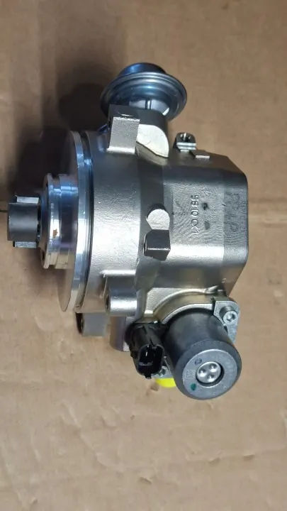 Bomba de combustible alta presión OEM 94811031571 Porsche Cayenne image 4