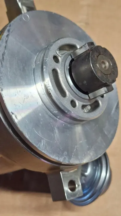 Bomba de combustible alta presión OEM 94811031571 Porsche Cayenne image 9