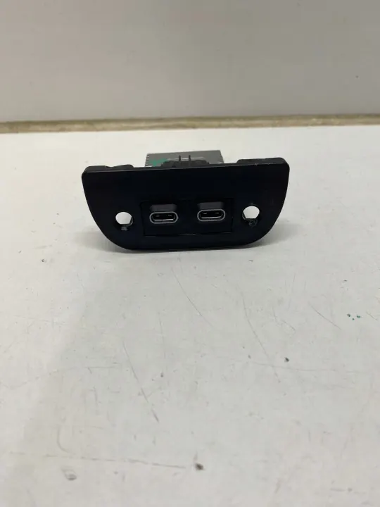 Tomada USB MINI OEM 5A27DE6 - Usado image 2
