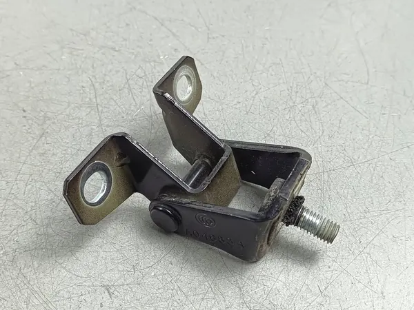 Charnières de hayon Mitsubishi Eclipse Cross 2018 FOB54108 image 2