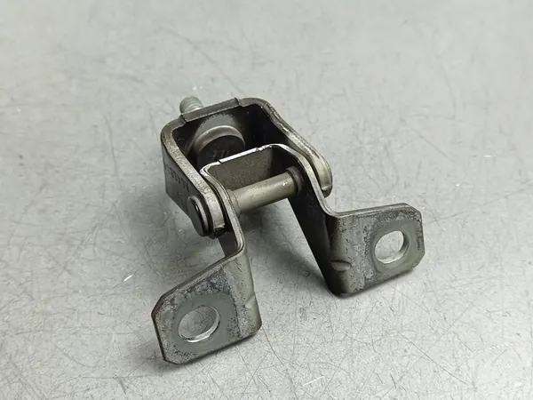 Charnières de hayon Mitsubishi Eclipse Cross 2018 FOB54108 image 4