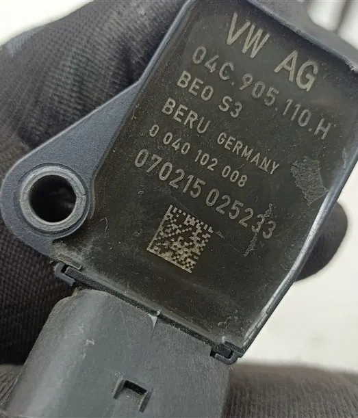 Bobina de ignição Audi Seat VW Skoda 1.0 1.4 TSI OEM 04C905110H image 2