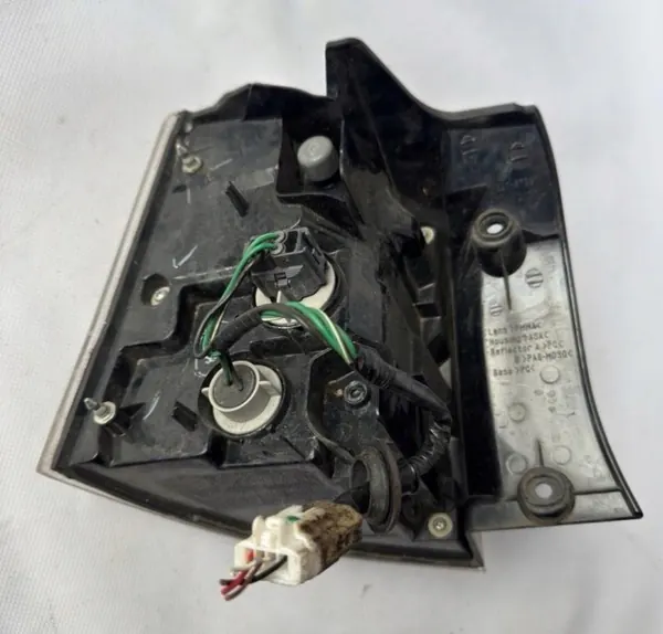 MITSUBISHI OUTLANDER 2019-2021 LUZ TRASERA DERECHA 8330B174 image 5