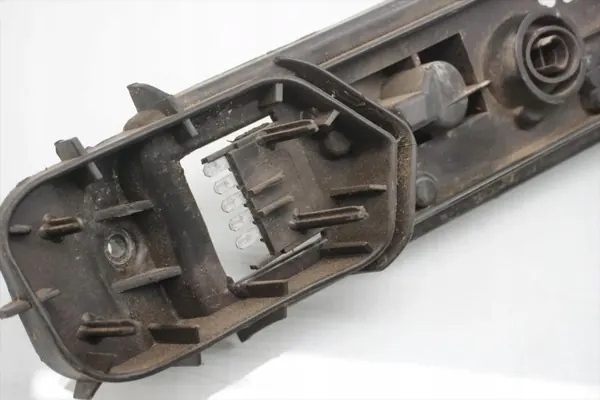 Portalámpara trasero Vauxhall Corsa 2001 Hatchback image 3