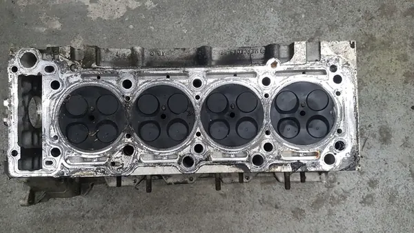 Motorzylinderkopf Mercedes Sprinter 906 2.2 CDI image 2