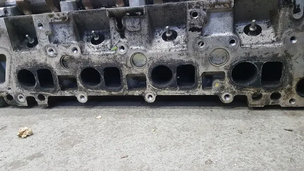 Motorzylinderkopf Mercedes Sprinter 906 2.2 CDI image 8