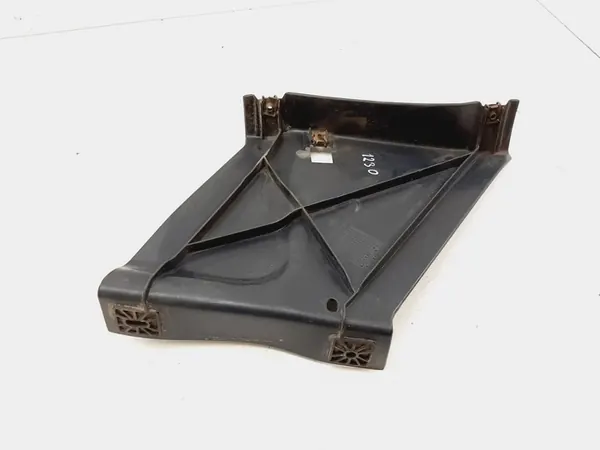 Motorunderlägg Höger 508425888R Renault Trafic III image 2