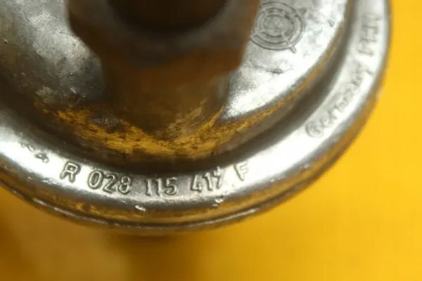 Oljefilterbas VW Transporter T4 1.9 TDI ABL image 6