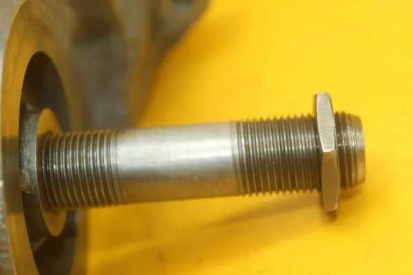 Oljefilterbas VW Transporter T4 1.9 TDI ABL image 7