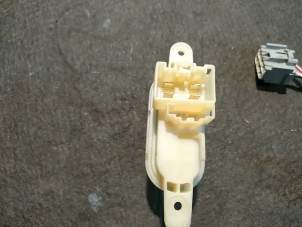 Puhallinvastus OEM 52426558 Renault Laguna III:lle image 6