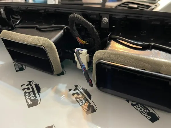 Juego de Molduras Salpicadero OEM 806078502 806078605 BMW X5M image 5