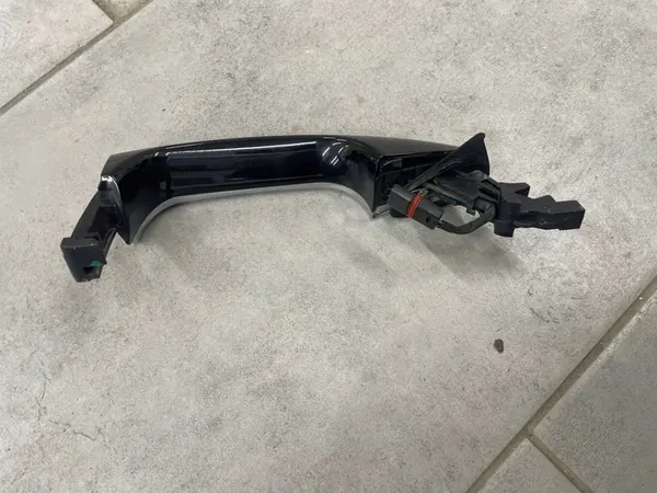 Maniglia Porta Anteriore Destra Keyless Go Mercedes W212 W218 Nera OEM image 3