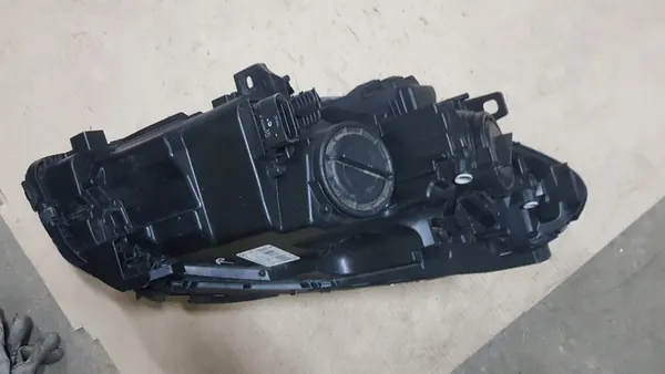 LINKER VOORLICHT MERCEDES B-KLASSE image 5