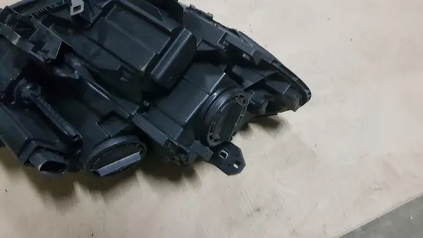 LINKER VOORLICHT MERCEDES B-KLASSE image 8