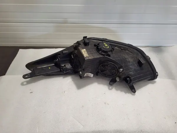 Faros delanteros derecho Hyundai i30 II 2012-2016 image 7