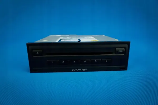 Changer CD MP3 Audi OEM 8X0035110B - Occasion image 2