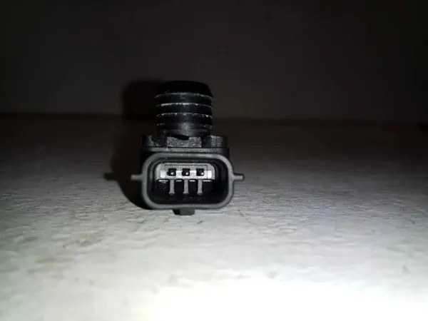Sensor de presión de aire Nissan OEM 0265005329 image 3