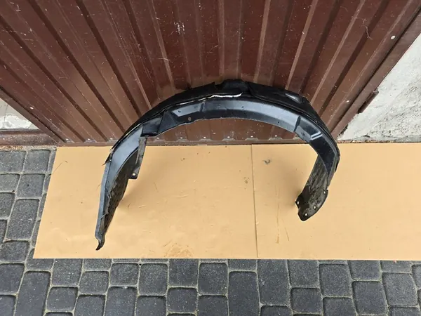 Mitsubishi Lancer VIII Front Left Wheel Arch 5370A737 image 4