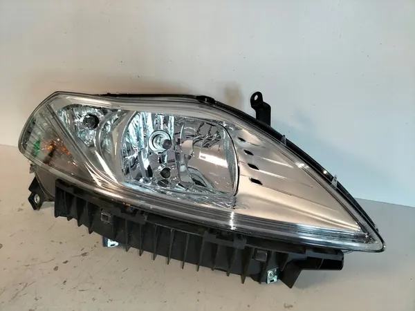 Farol direito LANCIA YPSILON III 11- OEM 51850554 image 2