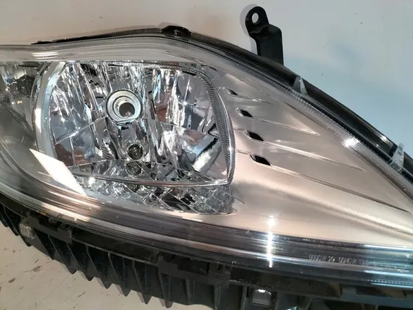 Farol direito LANCIA YPSILON III 11- OEM 51850554 image 5