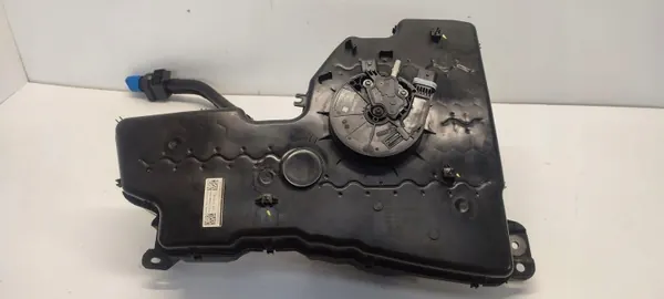 Tanque AdBlue VW Tiguan II OEM 5QF131877N 5Q0131969E image 5